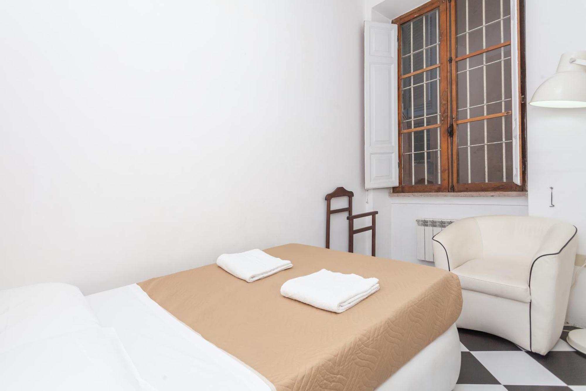 Appartamento Palazzo Sant'elena - By Openroma *
