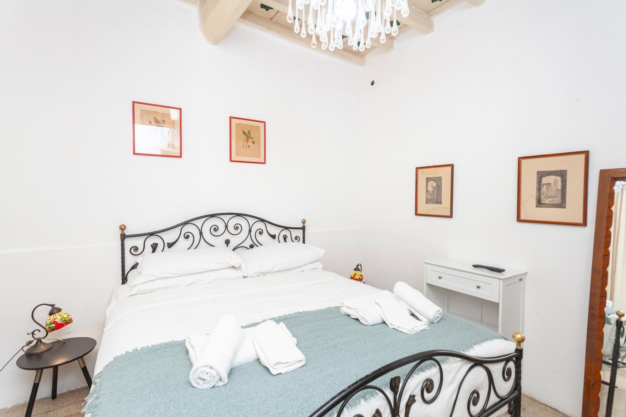 Appartamento Palazzo Sant'elena - By Openroma